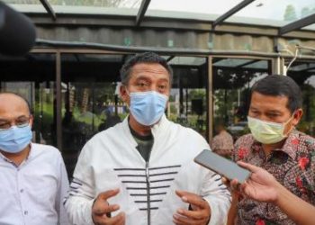 Rektor Unesa Prof Nur Hasan