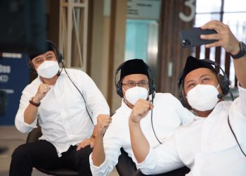 Wali Kota Surabaya Eri Cahyadi bersama Bupati Sidoarjo Ahmad Muhdlor Ali dan Bupati Gresik Fandi Akhmad Yani.