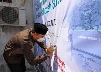 Wali Kota Surabaya Eri Cahyadi.