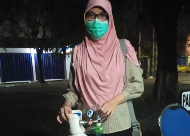 Meski Jatim sudah bebas zona merah, permintaan isi oksigen dari masyarakat masih tetap ada. Meski demikian jumlahnya sudah turun.