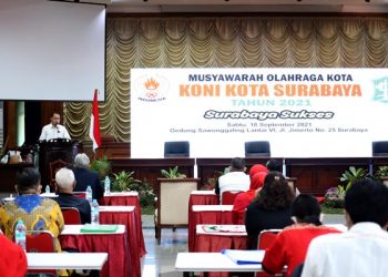 SURABAYATODAY.ID, SURABAYA - Wali Kota Surabaya Eri Cahyadi membuka Musyawarah Olahraga Kota (Musorkot) Komite Olahraga Nasional Indonesia (KONI) Kota Surabaya tahun 2021,