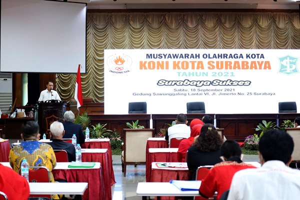 SURABAYATODAY.ID, SURABAYA - Wali Kota Surabaya Eri Cahyadi membuka Musyawarah Olahraga Kota (Musorkot) Komite Olahraga Nasional Indonesia (KONI) Kota Surabaya tahun 2021,