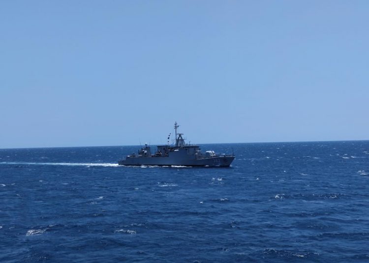 Dua KRI tersebut yakni KRI Malahayati-362 dan KRI Raden Eddy Martadinata-331 melakukan latihan bersama di Laut Bali, Latihan yang dilaksanakan meliputi manuver taktis dan flaghoist yang merupakan latihan komunikasi isyarat menggunakan kibaran bendera.