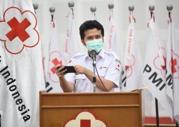 Ketua Dewan Kehormatan Palang Merah Indonesia (PMI) Jatim Emil Elestianto Dardak.