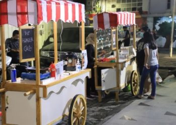 Boot berjejer di Jalan Tunjungan ini disiapkan khusus untuk jenis UMKM kuliner berupa makan dan minuman. dalam upaya menjadikan Jalan tunjungan sebagai kawasan wisata.