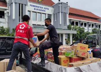 Bantuan logistik dipersiapkan Pemkot Surabaya untuk dikirimkan dalam penanganan pengungsian akibat erupsi Gunung Semeru.