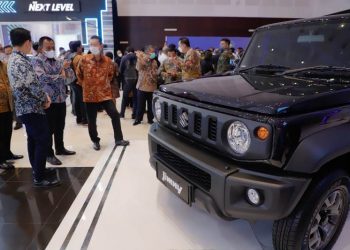 Plh Sekretaris Daerah Provinsi Jawa Timur Heru Tjahjono dalam pembukaan Gaikindo Indonesia Internasional Auto Show (GIIAS) Surabaya 2021 di Convention Center Grand City Surabaya.