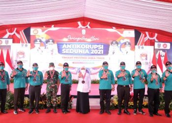 Puncak peringatan Hari Anti Korupsi Sedunia (Hakordia) tahun 2021 yang dilaksanakan di Pondok Pesantren Bumi Sholawat, Sidoarjo.