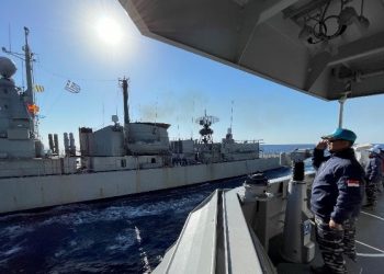 Latihan bersama antara KRI Sultan Iskandar Muda-367 (KRI SIM-367) dengan perang negara Yunani HS Kountouriotis (KOU) di Laut Mediterania Lebanon.