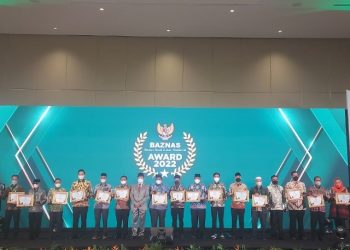 Badan Amil Zakat Nasional (Baznas) memberikan anugerah Baznas Award 2022 dalam acara HUT ke-21 Baznas di Jakarta.