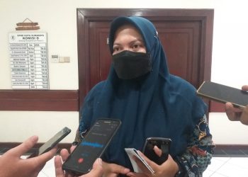 Ketua Komisi D DPRD Kota Surabaya Khusnul Khotimah.