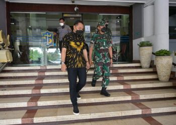 Wali Kota Surabaya Eri Cahyadi menerima kedatangan Pangdam V/Brawijaya Mayor Jenderal (Mayjen) TNI Nurchahyanto.