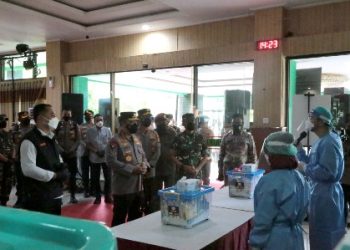 Wali Kota Eri Cahyadi mendampingi Kapolri Jenderal Pol Listyo Sigit Prabowo meninjau Hotel Asrama Haji (HAH) Sukolilo Surabaya.