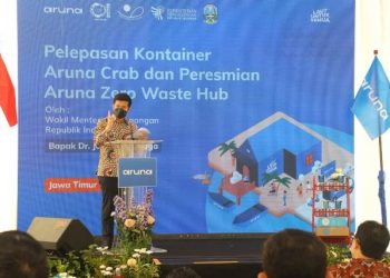 Wakil Gubernur Jawa Timur Emil Elestianto Dardak dalam pelepasan Kontainer Aruna Crab dan peresmian Aruna Zero Waste Hub di PT. Nirwana Segara, Sidoarjo.