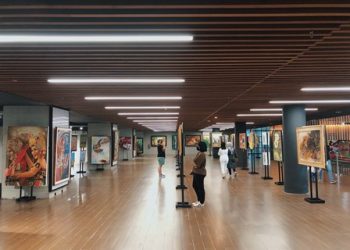 Sempat ditutup karena angka kasus Covid-19 naik, Alun-Alun Surabaya kini kembali dibuka untuk pengunjung.