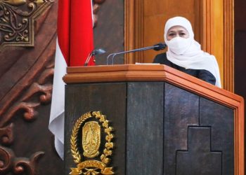 Gubernur Jatim Khofifah Indar Parawansa.
