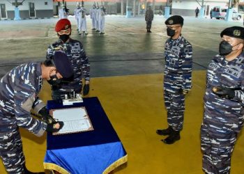 Prosesi sertijab komandan Satuan Kapal Selam (Satsel) Koarmada II yang dipimpin Panglima Koarmada II Laksda TNI Iwan Isnurwanto.