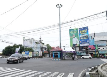 Perempatan Babalayar (Ramayana) Sidoarjo. Di tempat ini bakal dibangun tugu yang ikonik dan kini desainnya sedang disayembarakan.
