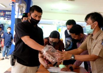 pengundian stand pedagang Hitech Mall yang dilakukan Badan Pengelolaan Keuangan dan Aset Daerah Kota Surabaya.