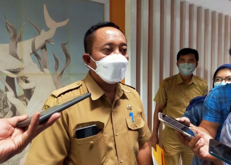 Kepala Dinas Lingkungan Hidup (DLH) Kota Surabaya Agus Hebi Djuniantoro.