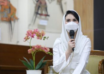 Ketua TP PKK Jatim Arumi Bachsin.