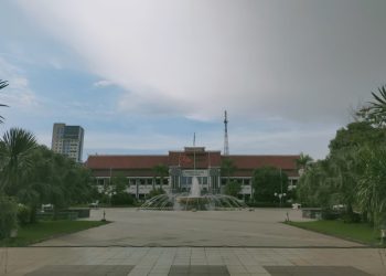 Setelah dua tahun ditiadakan, tahun ini Salat Idul Fitri di Taman Surya, Balai Kota Surabaya kembali akan dilaksanakan.