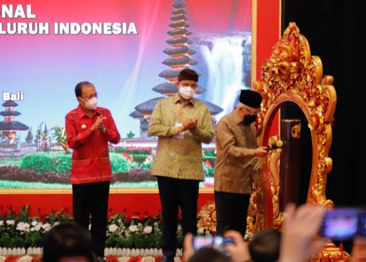 Wakil Presiden RI KH Ma'ruf Amin membuka Rapat Kerja Nasional Asosiasi Pemerintah Provinsi Seluruh Indonesia (APPSI) di Hotel Discovery Kartika Plaza, Badung, Bali.