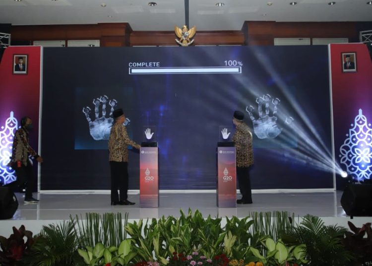 Pembukaan Kick Off Sinergi Bank Indonesia Provinsi Jatim dan OPOP 2022, yang diselenggarakan di JW Marriot Hotel Surabaya.