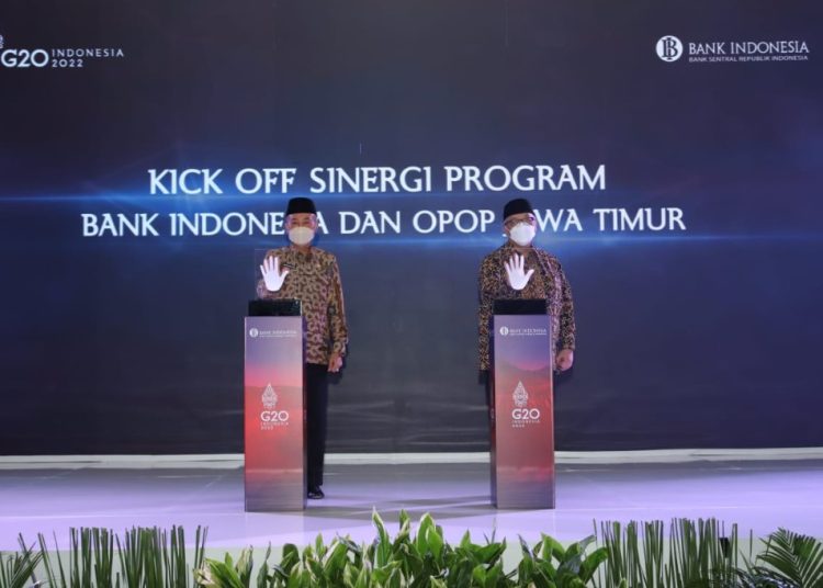 Pembukaan Kick Off Sinergi Bank Indonesia Provinsi Jatim dan OPOP 2022, yang diselenggarakan di JW Marriot Hotel Surabaya.