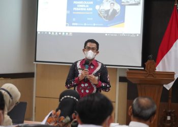 Sosialisasi Peraturan Pemberdayaan Aparatur Negara dan Reformasi Birokrasi Negara (PAN RB) tentang pengelolaan kinerja ASN yang bertempat di Partnership Room Gedung Pemkab Bojonegoro.