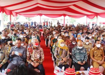 Kick off pembentukan percontohan desa antikorupsi dilakukan di lapangan samping kantor Desa Pakatto Kecamatan Bontomarannu Kabupaten Gowa Provinsi Sulawesi Selatan.