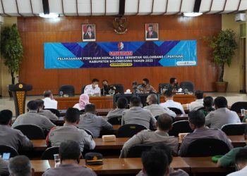 Sosialisasi pelaksanaan Pilkades serentak gelombang I (pertama) di ruang Angling Darma, Pemkab Bojonegoro.