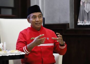 Rektor Universitas Surabaya (Unesa) Prof. Dr. Nurhasan.