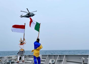 Salah satu kegiatan latihan bersama antara KRI Sultan Iskandar Muda-367 (SIM-367) dengan Kapal Perang Negara Italia ITS VIRGINIO FASAN-591 (FAS) yang dikemas dalam latihan Sea Joint Activity.