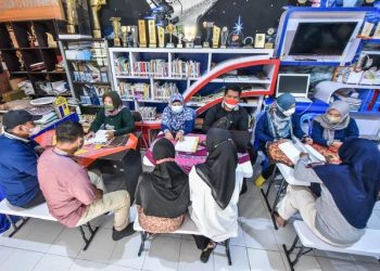 Salah satu kegiatan pelayanan Sayang Warga yang digelar di balai RW di Kota Surabaya.