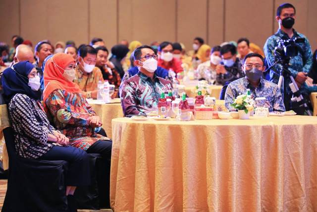 Rapat koordinasi Pendataan Awal Registrasi Sosial Ekonomi (Regsosek) di Hotel Grand Mercure Malang.
