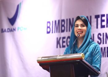 Ketua TP PKK Jatim Arumi Bachsin