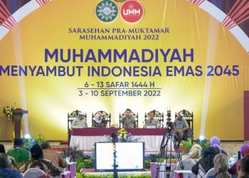 Wagub Jatim Emil Elestianto dalam menghadiri Sarasehan Pra Muktamar Muhammadiyah dan Aisyiyah ke - 48 Universitas Muhammadiyah Malang di Dome UMM kampus 3 Karangploso Kabupaten Malang,