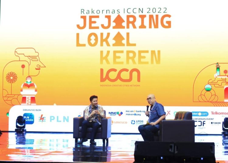 Wakil Gubernur Jawa Timur Emil Elestianto Dardak saat menghadiri Rakornas Indonesian Creatives Cities Network atau Jejaring Kota Kabupaten Kreatif Indonesia di Jakarta.