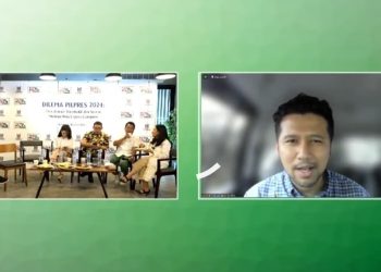 Suasana forum diskusi yang bertajuk “Dilema Pilpres 2024" dan Wakil Gubernur Jatim Emil Elestianto Dardak (kanan).