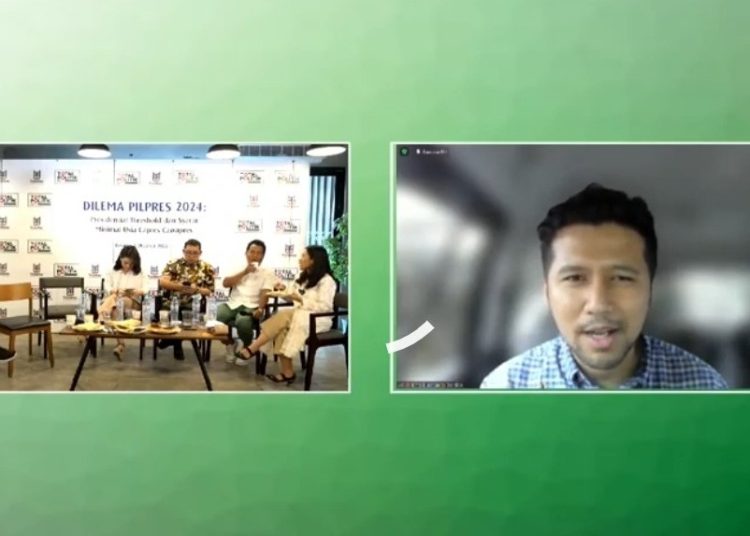 Suasana forum diskusi yang bertajuk “Dilema Pilpres 2024" dan Wakil Gubernur Jatim Emil Elestianto Dardak (kanan).