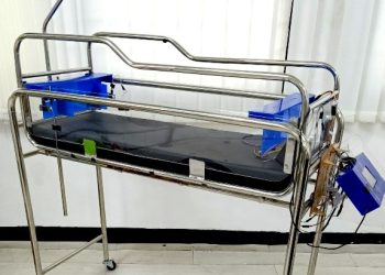 Multiple Function Box, alat ukur antropometri dasar bayi dengan fitur digital ciptaan tim KKN Abmas ITS.