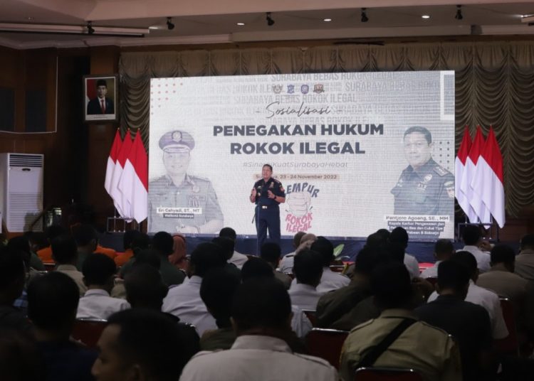 Sosialisasi upaya pencegahan beredarnya rokok ilegal di Graha Sawunggaling Pemkot Surabaya.