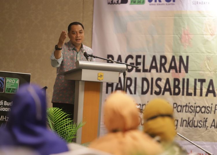 Wali Kota Surabaya Eri Cahyadi dalam peringatan Hari Disabilitas Internasional di Hotel Shangri-La.
