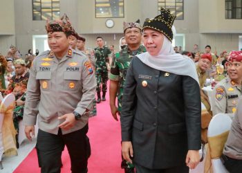 Kapolda Jatim Irjen Pol Toni Harmanto dan Gubernur Jatim Khofifah Indar Parawansa.