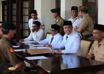 Salah satu adegan syuting film “Soera Ing Baja: Gemuruh Revolusi ’45 yang dibintangi Wali Kota Surabaya Eri Cahyadi.