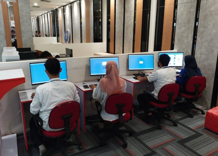 Layanan Pojok Baca Digital (Pocadi) di Mal Pelayanan Publik Siola.