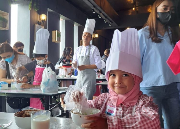 Kids Cooking Class yang digelar di Favehotel Rungkut Surabaya.