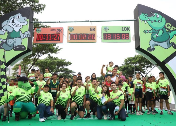 Kegiatan Green Force Run 2023 yang digelar di Jalan Made Kota Surabaya.