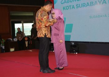 Rini Indriyani dilantik menjadi Ketua Umum Gabungan Organisasi Wanita (GOW) Kota Surabaya periode 2023-2028.